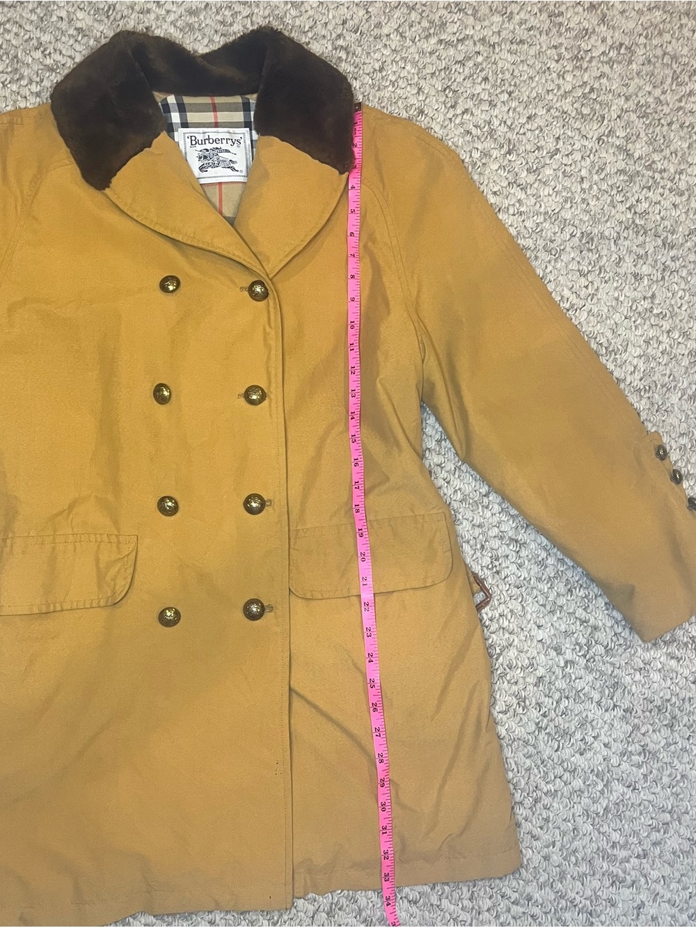 Vintage Burberry Women's Mustard Double-Breasted Trench Coat - size 8 (40) - Picture 12 of 13